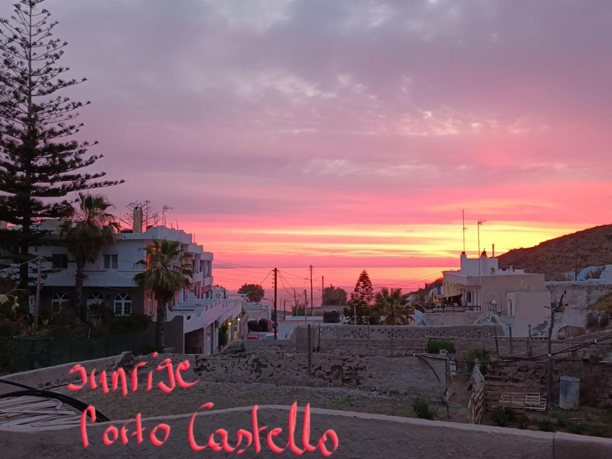 Отель Porto Castello Тира Экстерьер фото